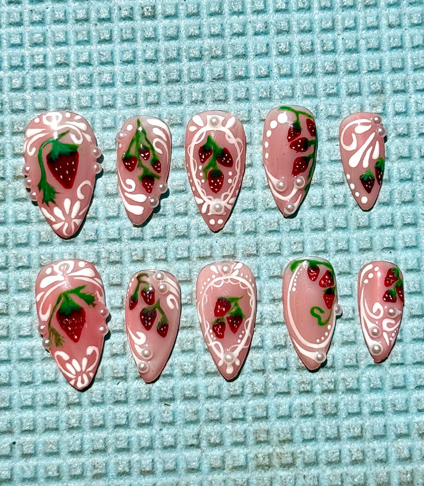 Berry Hot🍓🥵
